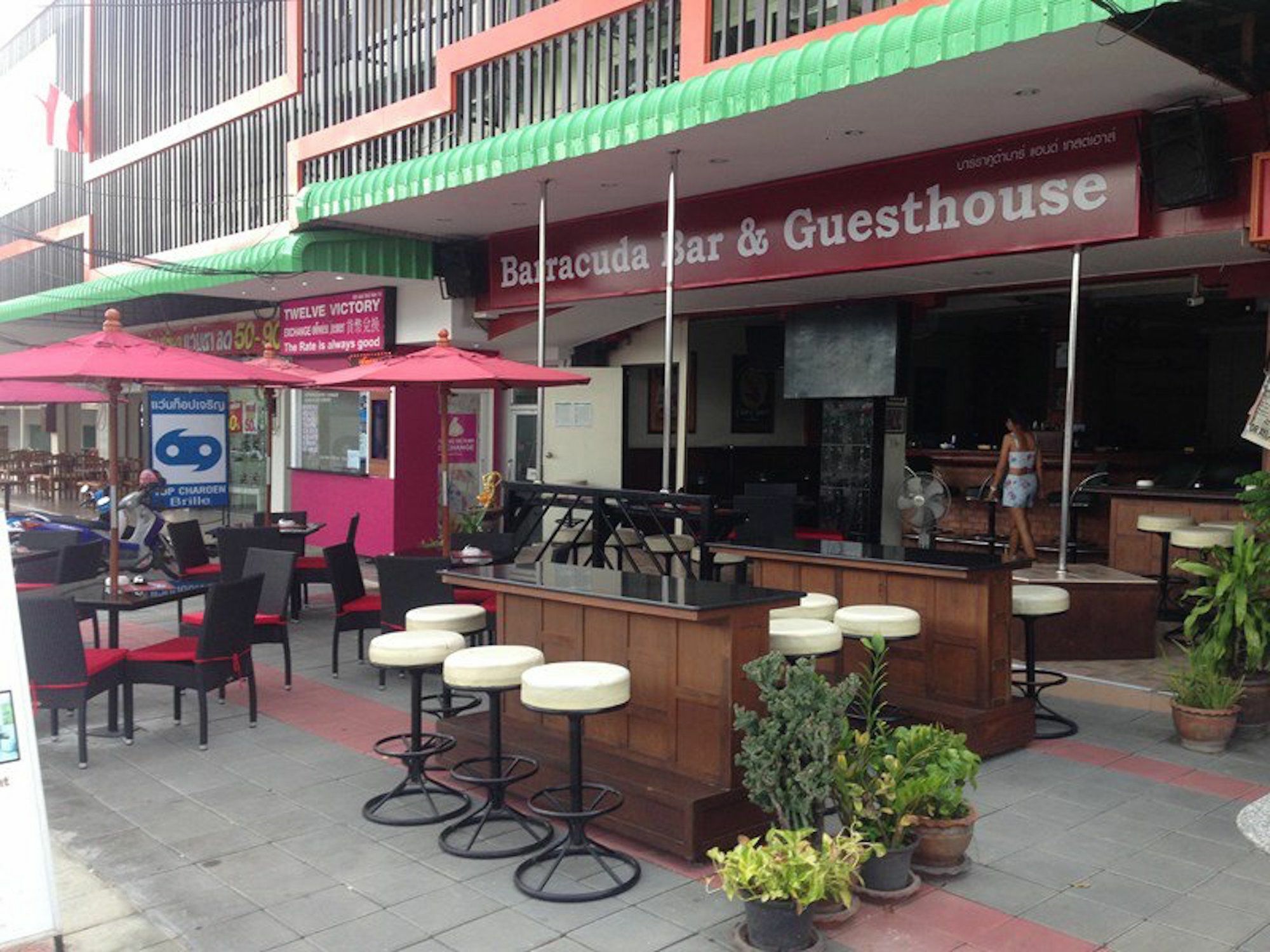 Hotel Ryan'S Bar à Pattaya Extérieur photo